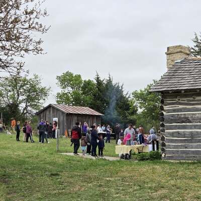 1000 middle schoolers and visitors explored the past at History Alive!