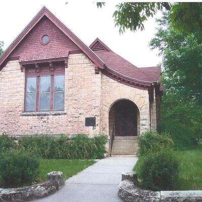 LADIES READING CLUB HOUSE